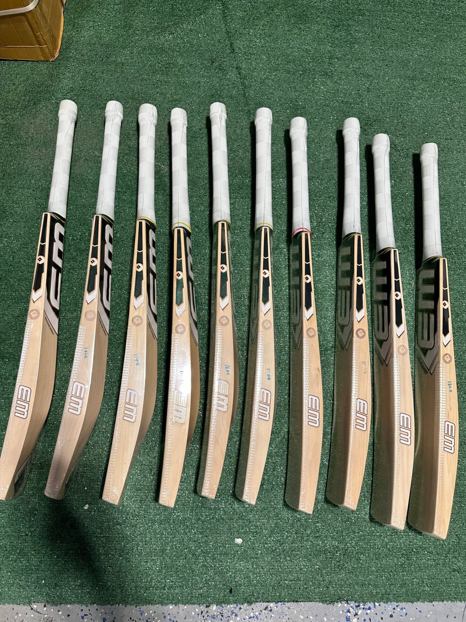 EM XT Giant Select Willow Bat