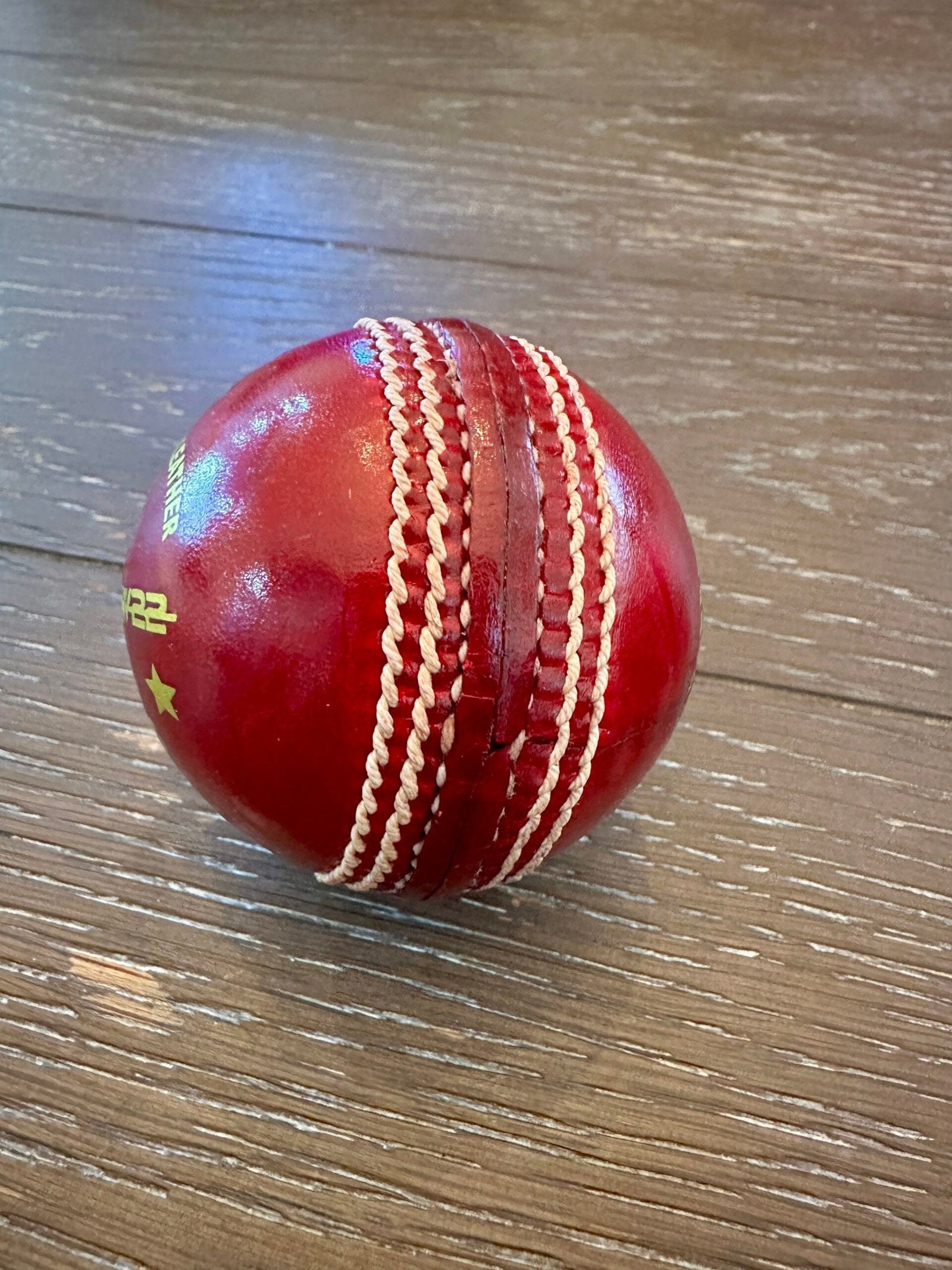 Women, Youth Red cricket ball Premium