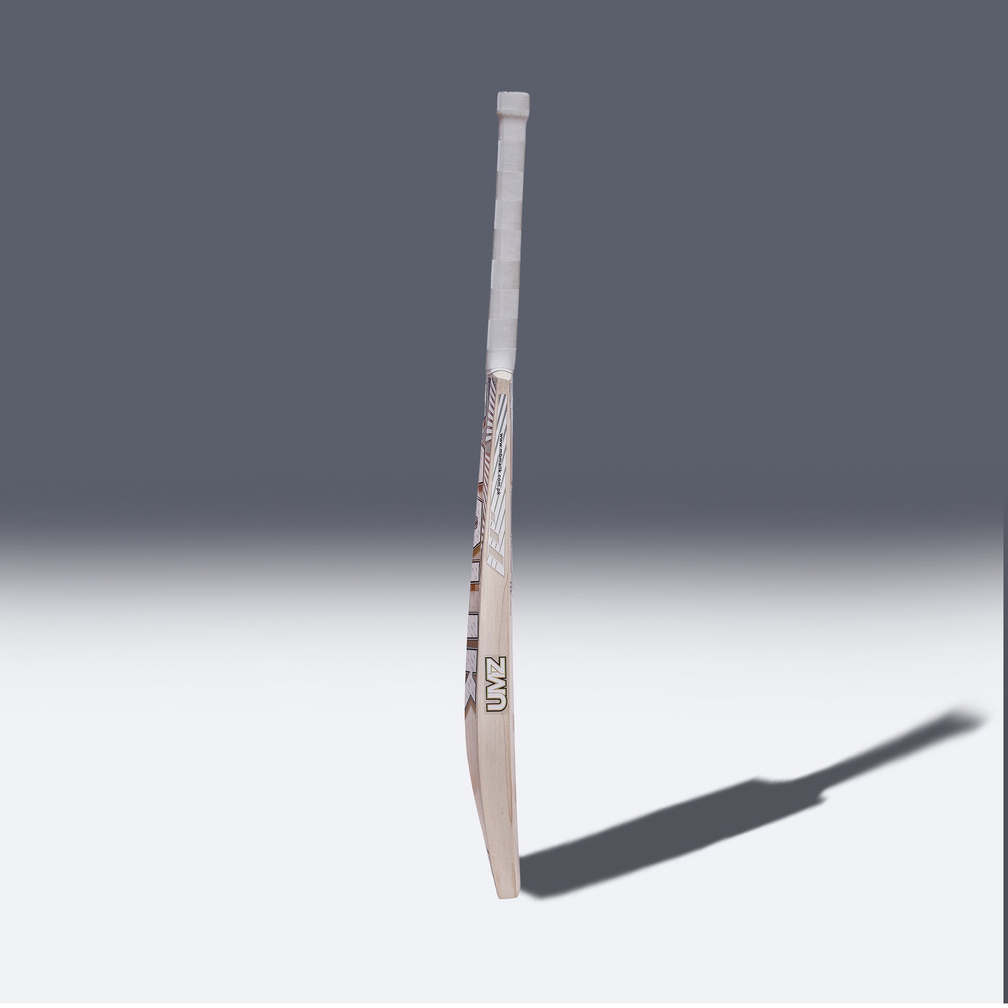 MB UMZ AB 57 White Edition - English Willow - SH