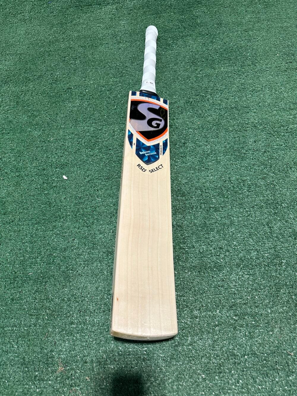 SG RSD® Select (2024) English Willow Cricket Bat