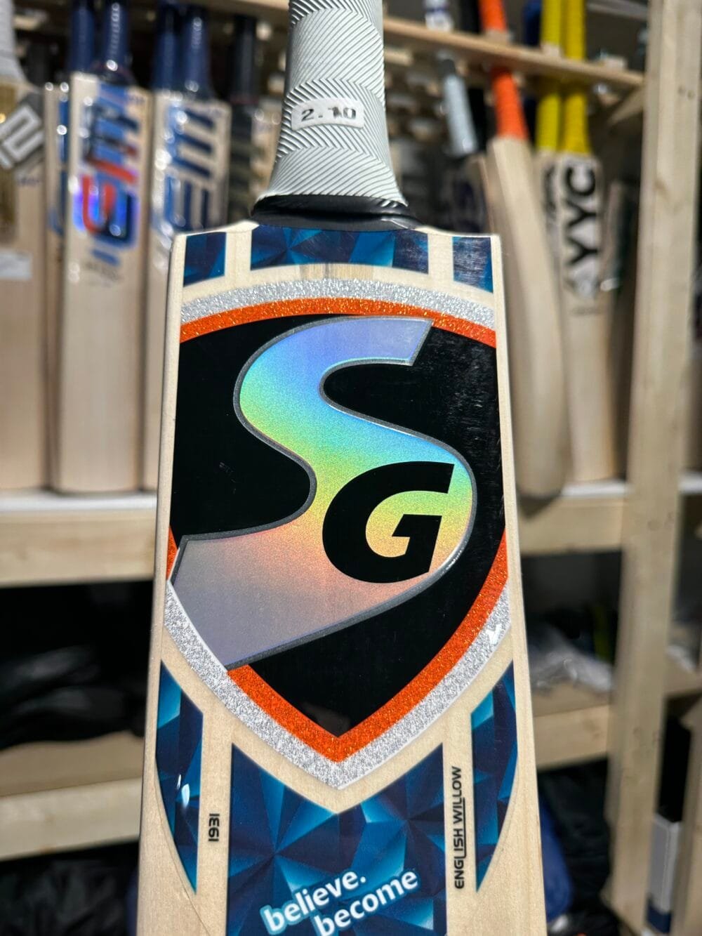 SG RSD® Select (2024) English Willow Cricket Bat - Image 5