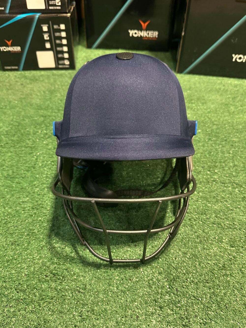 YYC Cricket Helmet Step One - Image 6